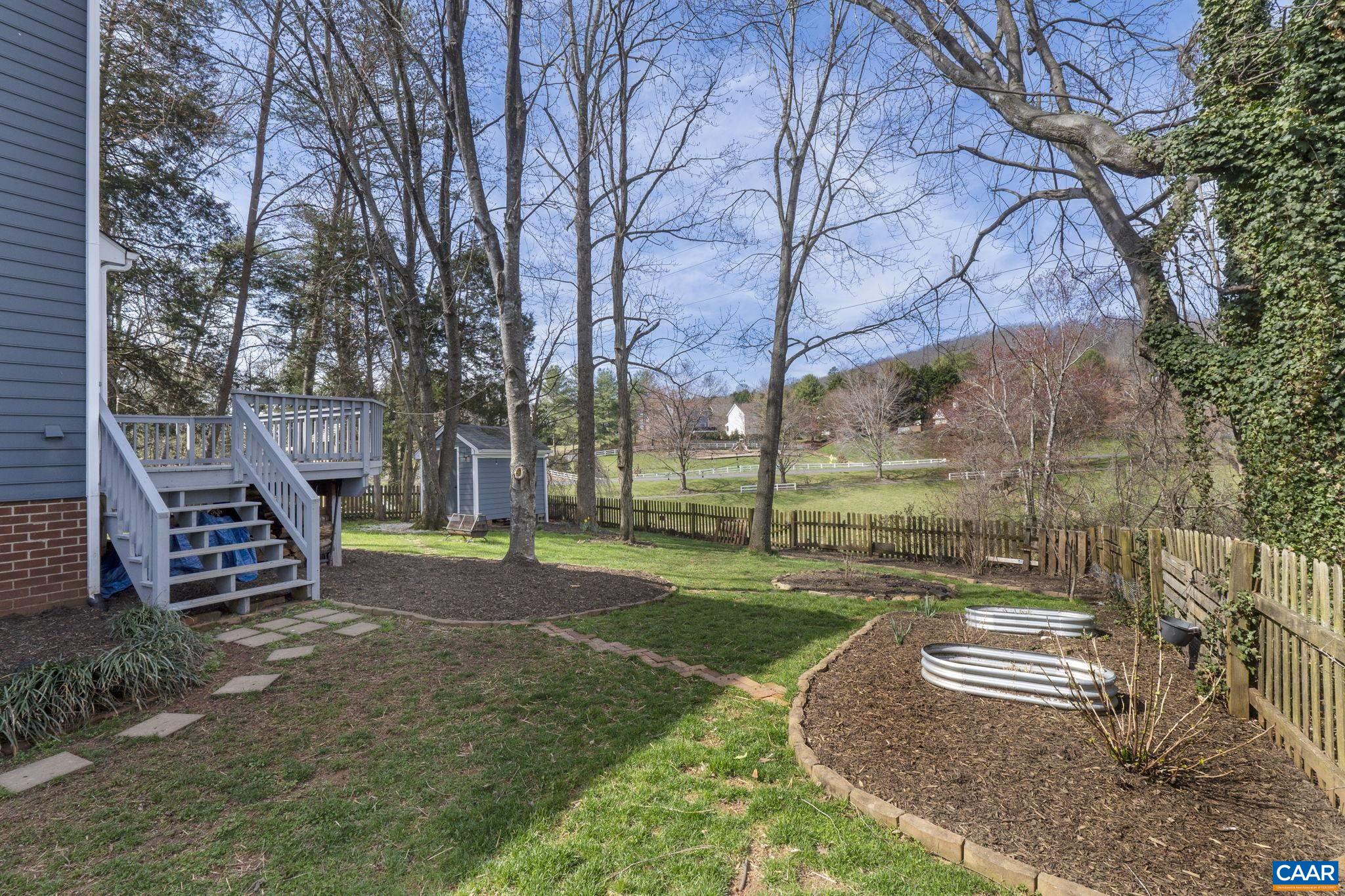 1048 Hayrake Ln