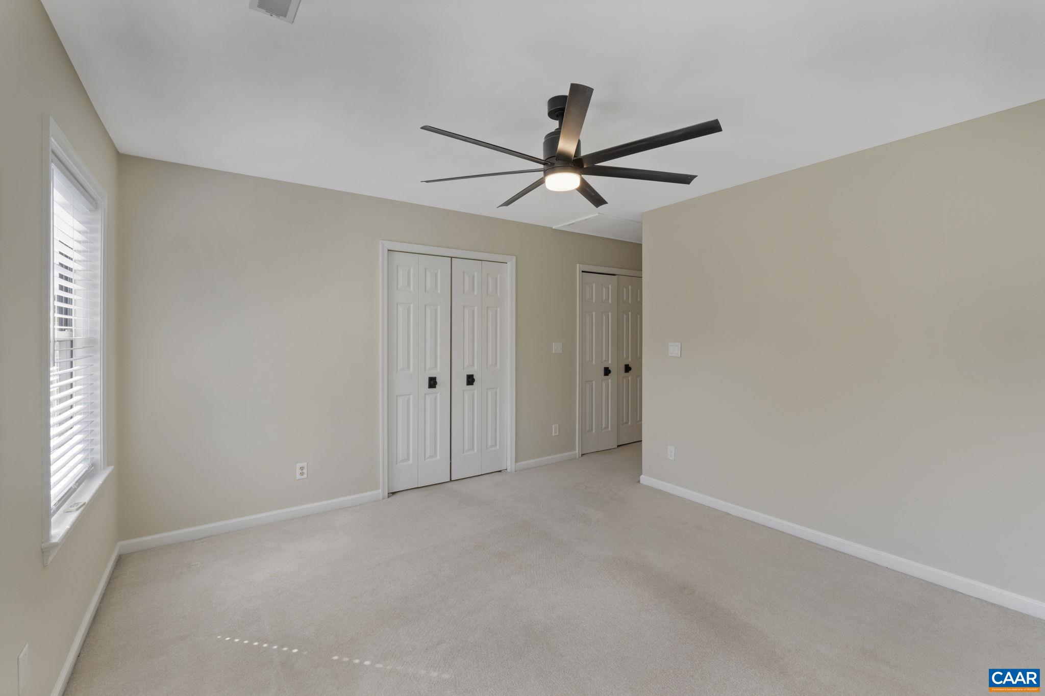 1048 Hayrake Ln