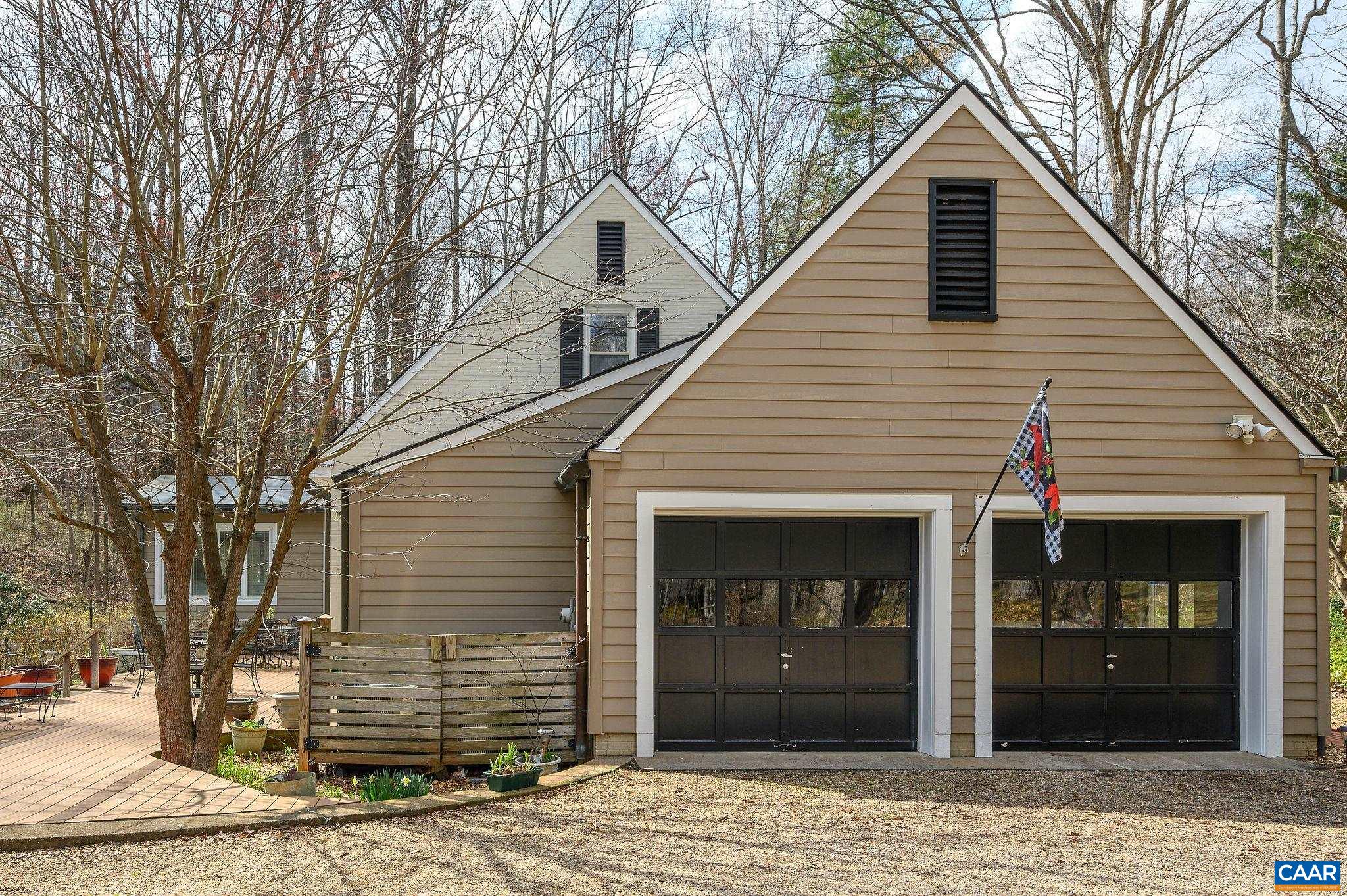 430 WELLINGTON DR