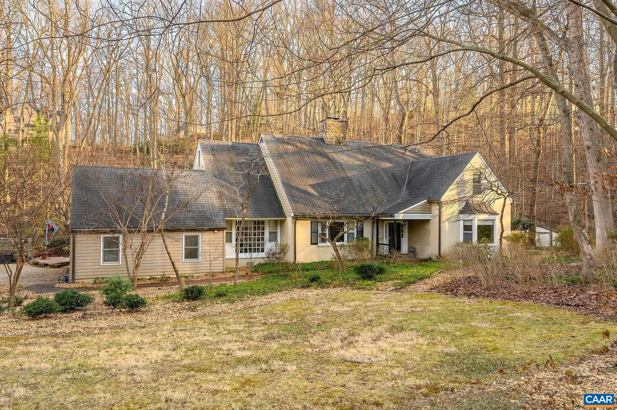 430 WELLINGTON DR
