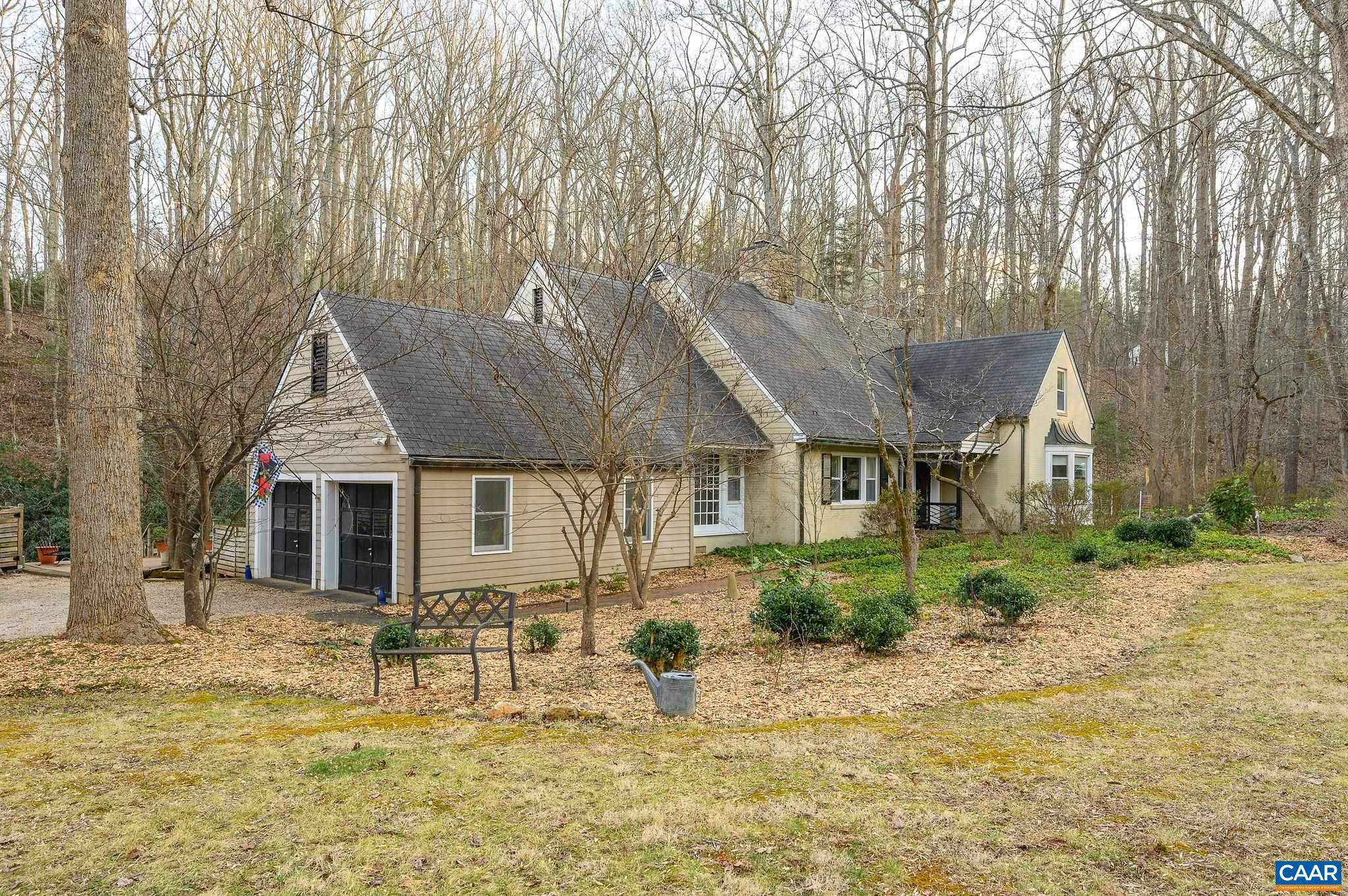 430 WELLINGTON DR