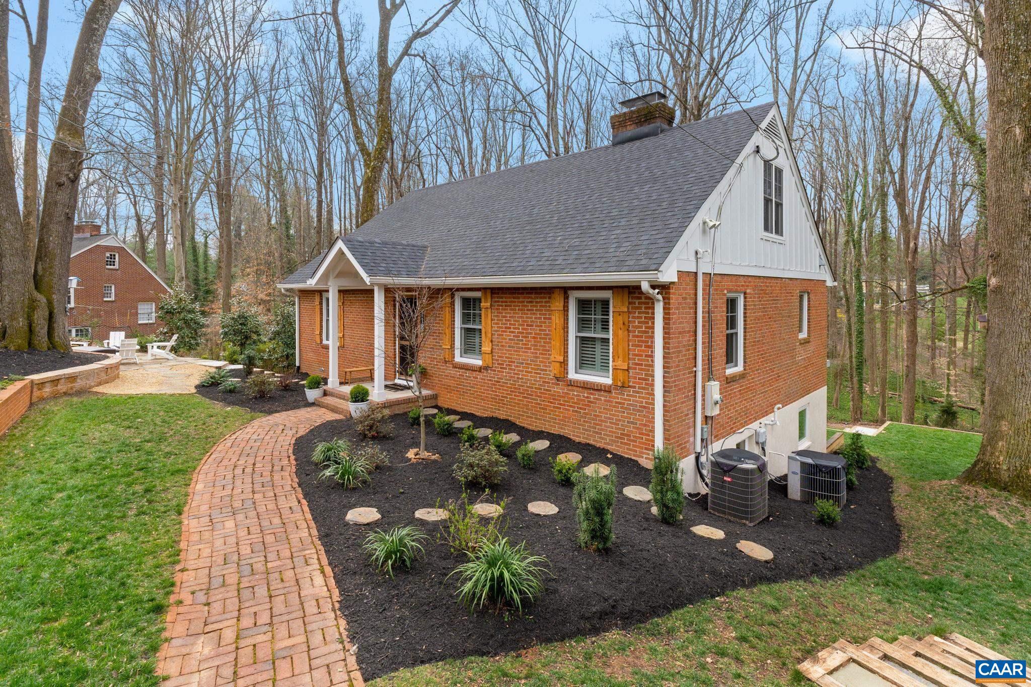 118 Buckingham Rd