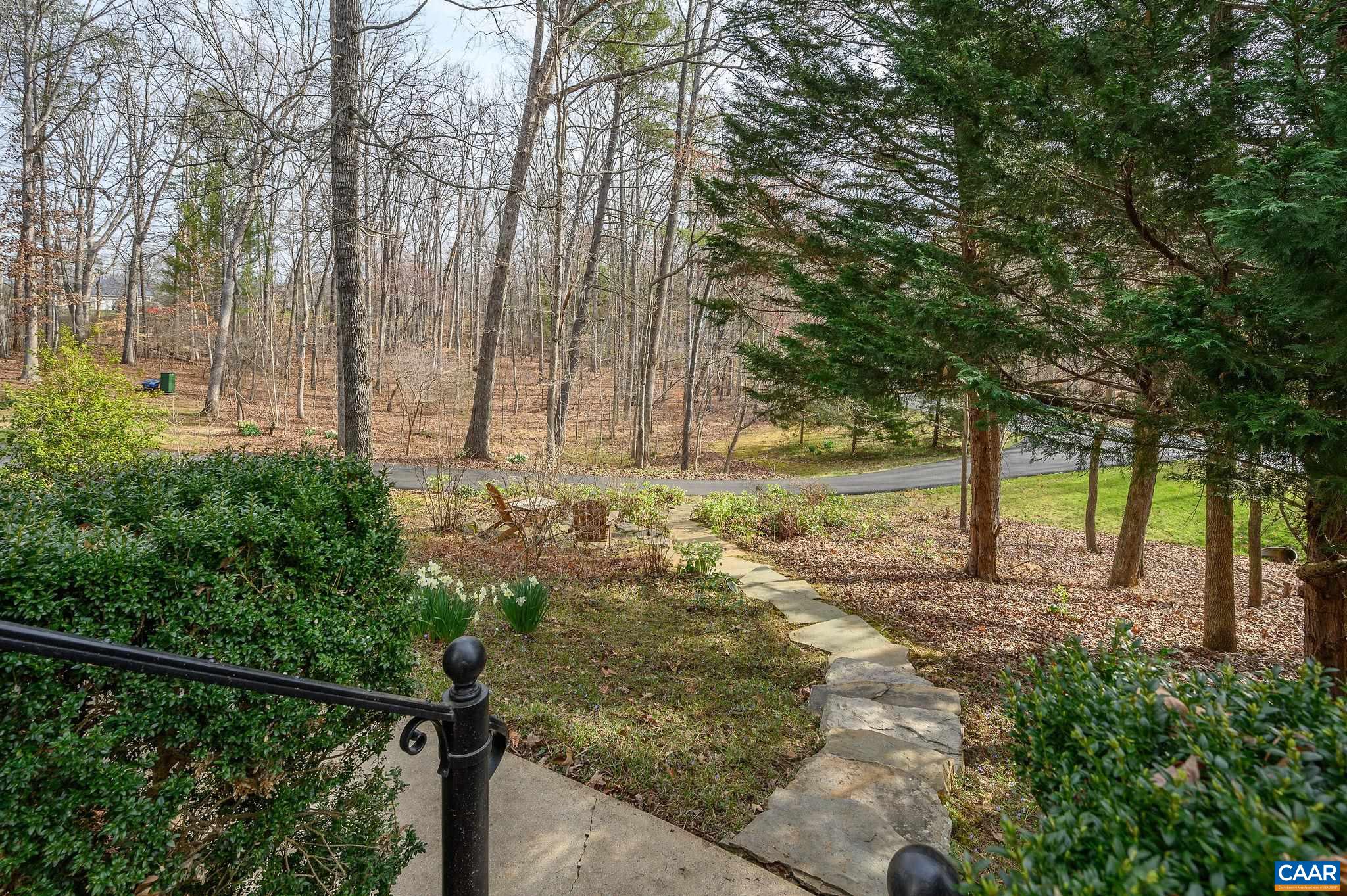 3964 LOFTLANDS DR