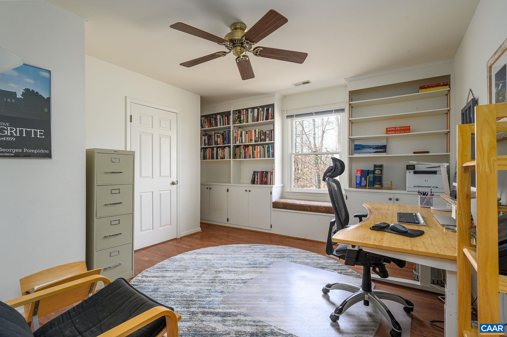 3964 LOFTLANDS DR