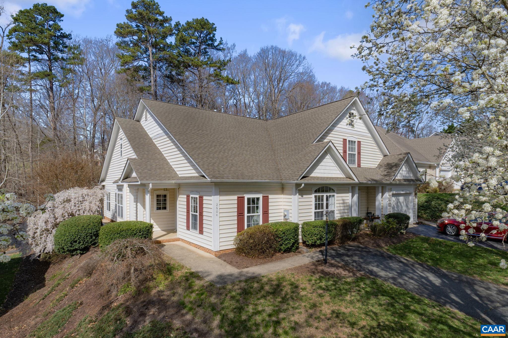 2604 RAVENSCROFT WAY