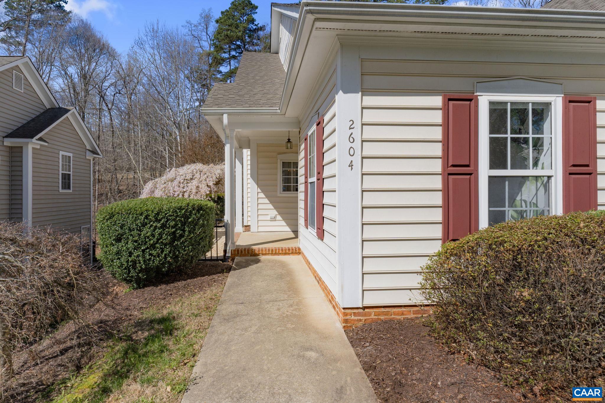 2604 RAVENSCROFT WAY