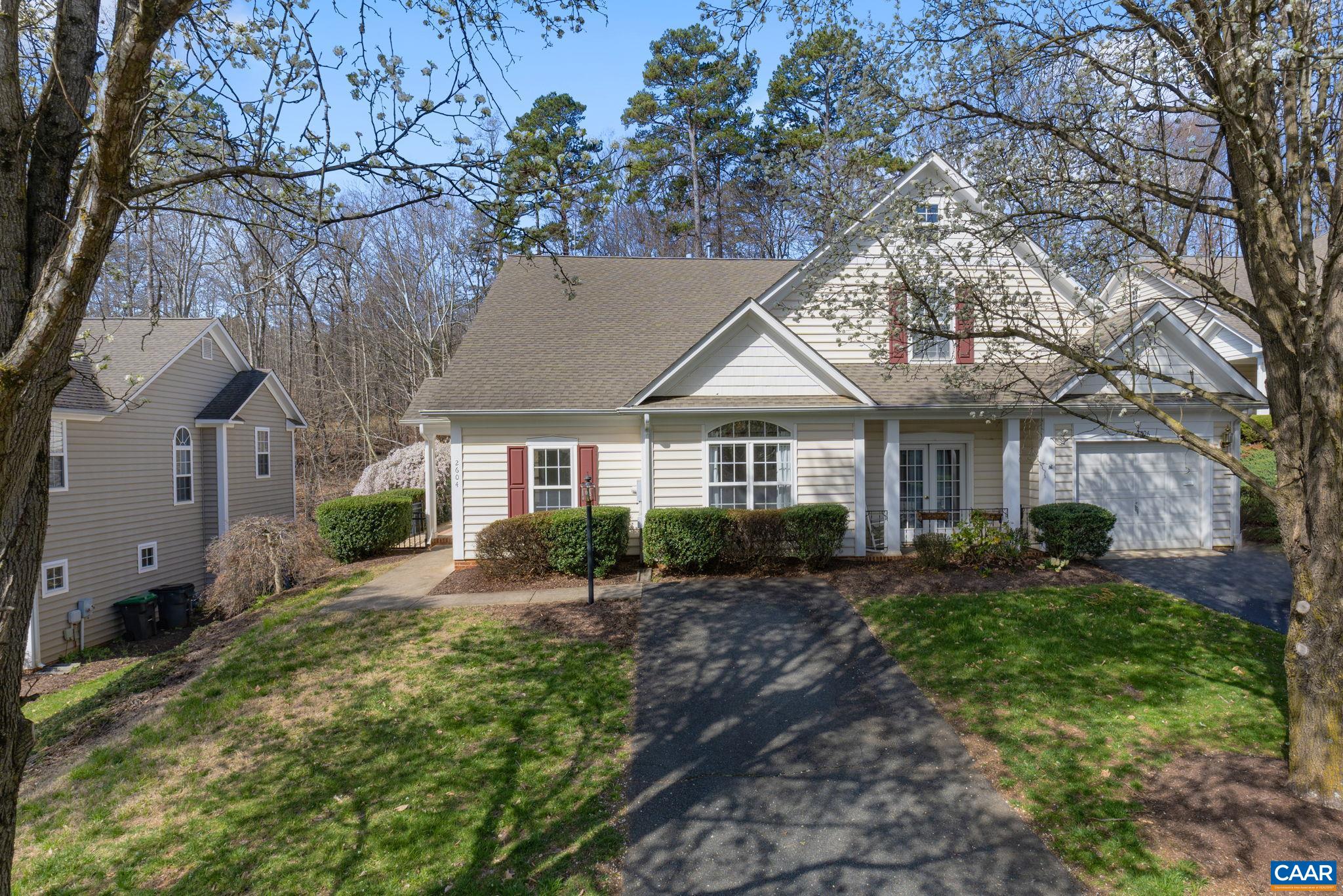 2604 RAVENSCROFT WAY