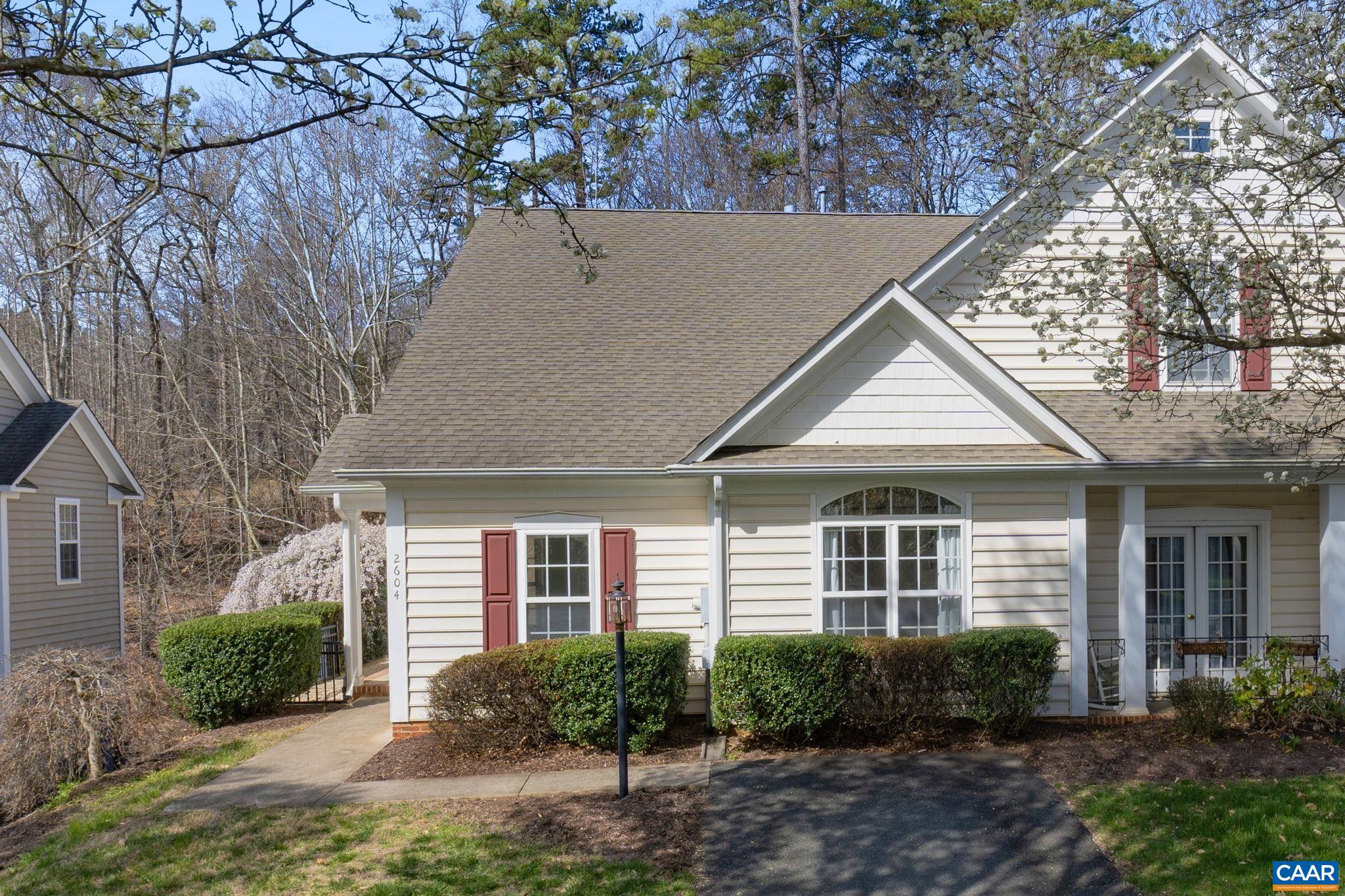 2604 RAVENSCROFT WAY
