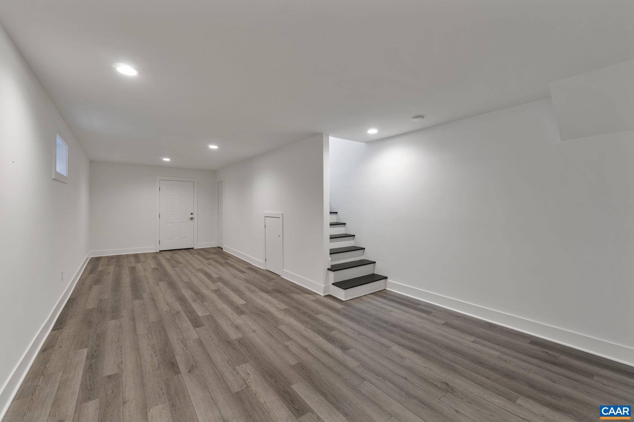 1193 TILMAN RD