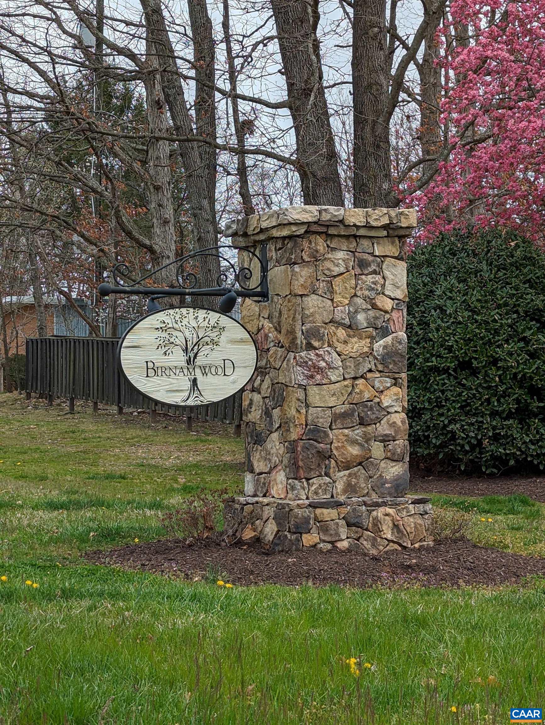 102 BLITHE CT