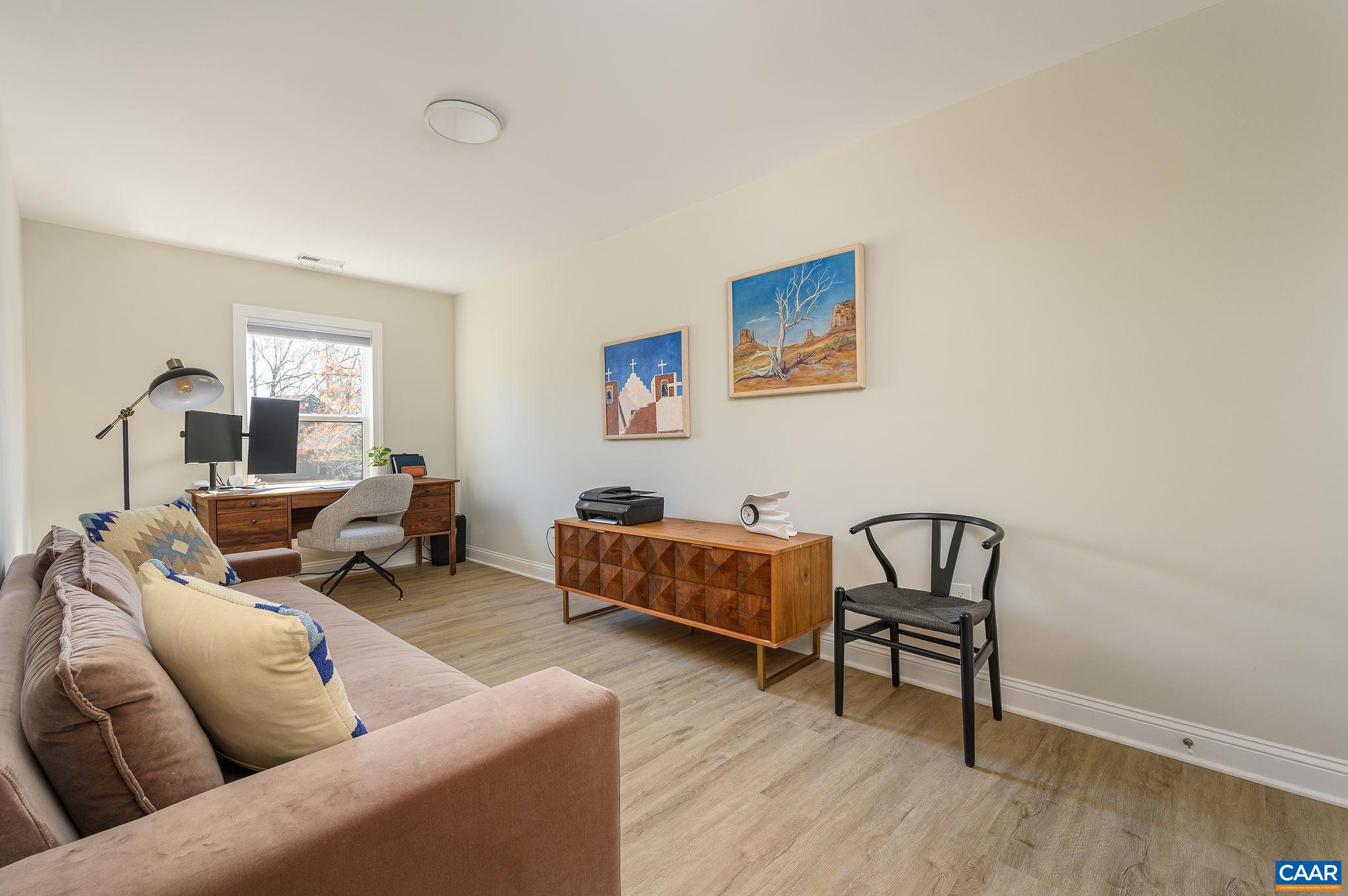 102 BLITHE CT