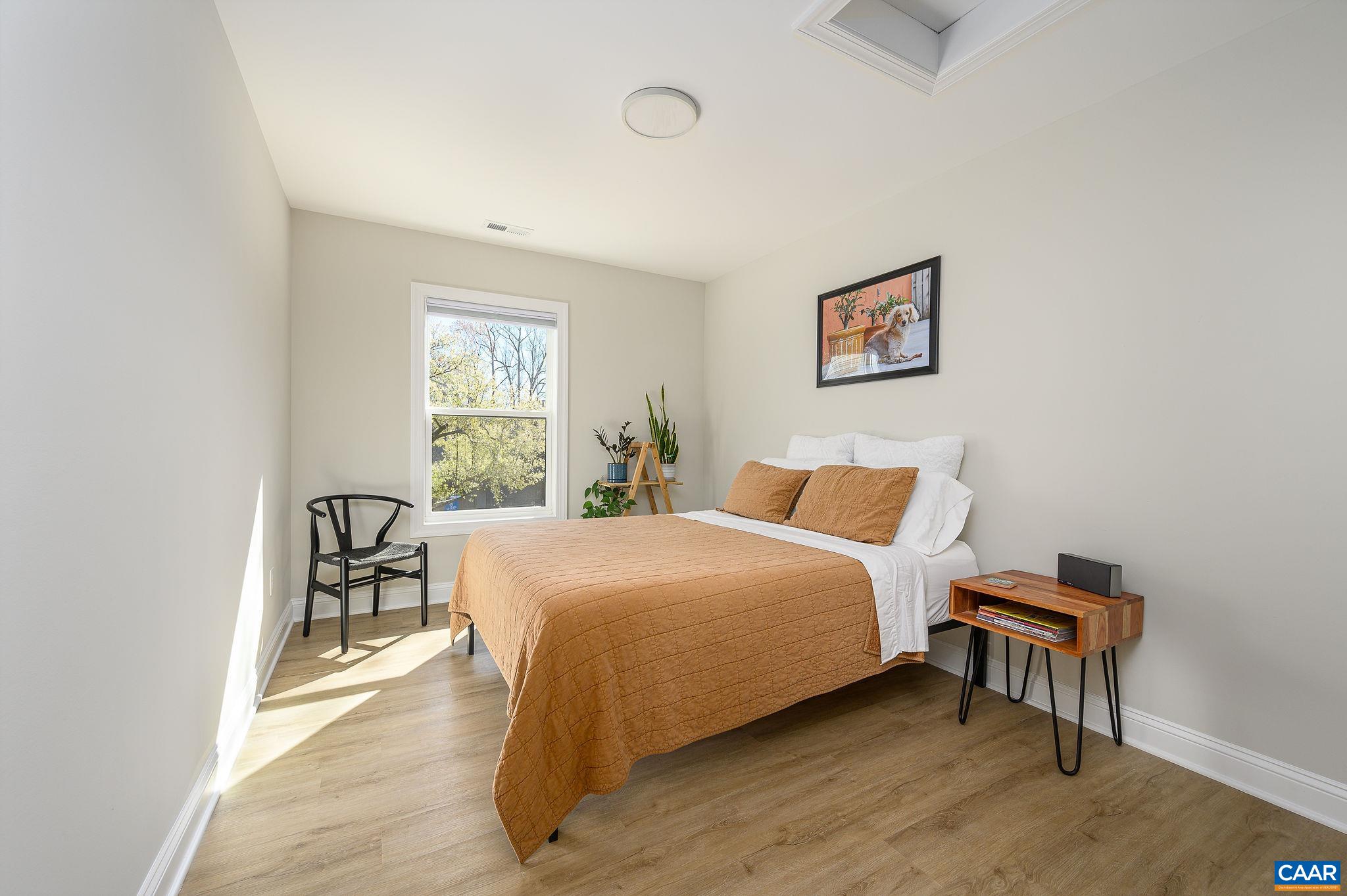 102 BLITHE CT