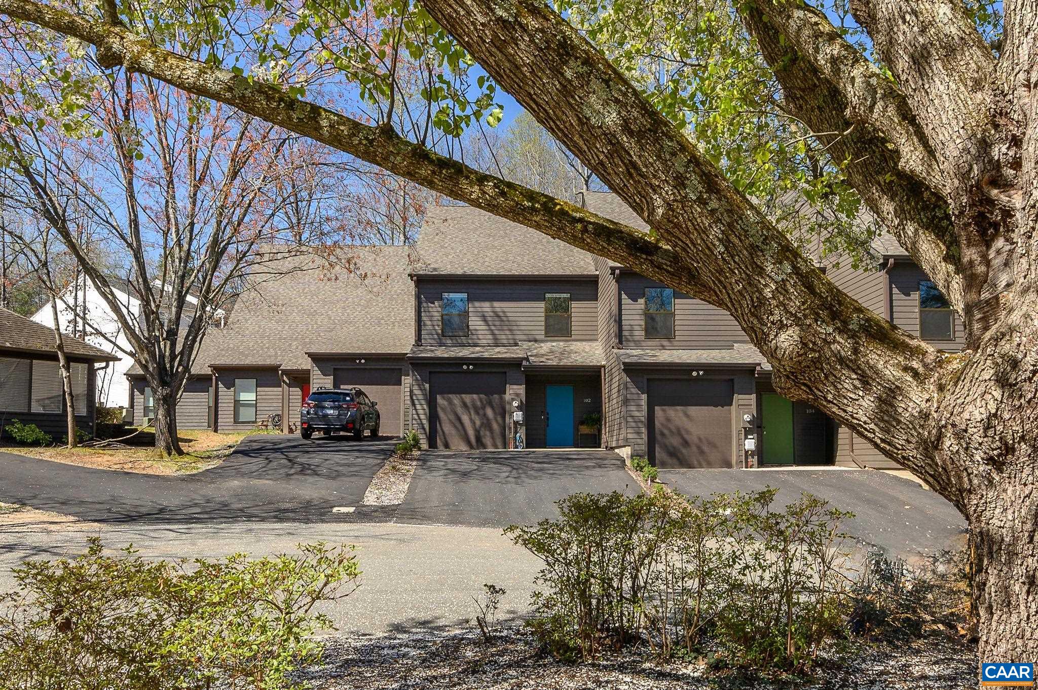 102 BLITHE CT