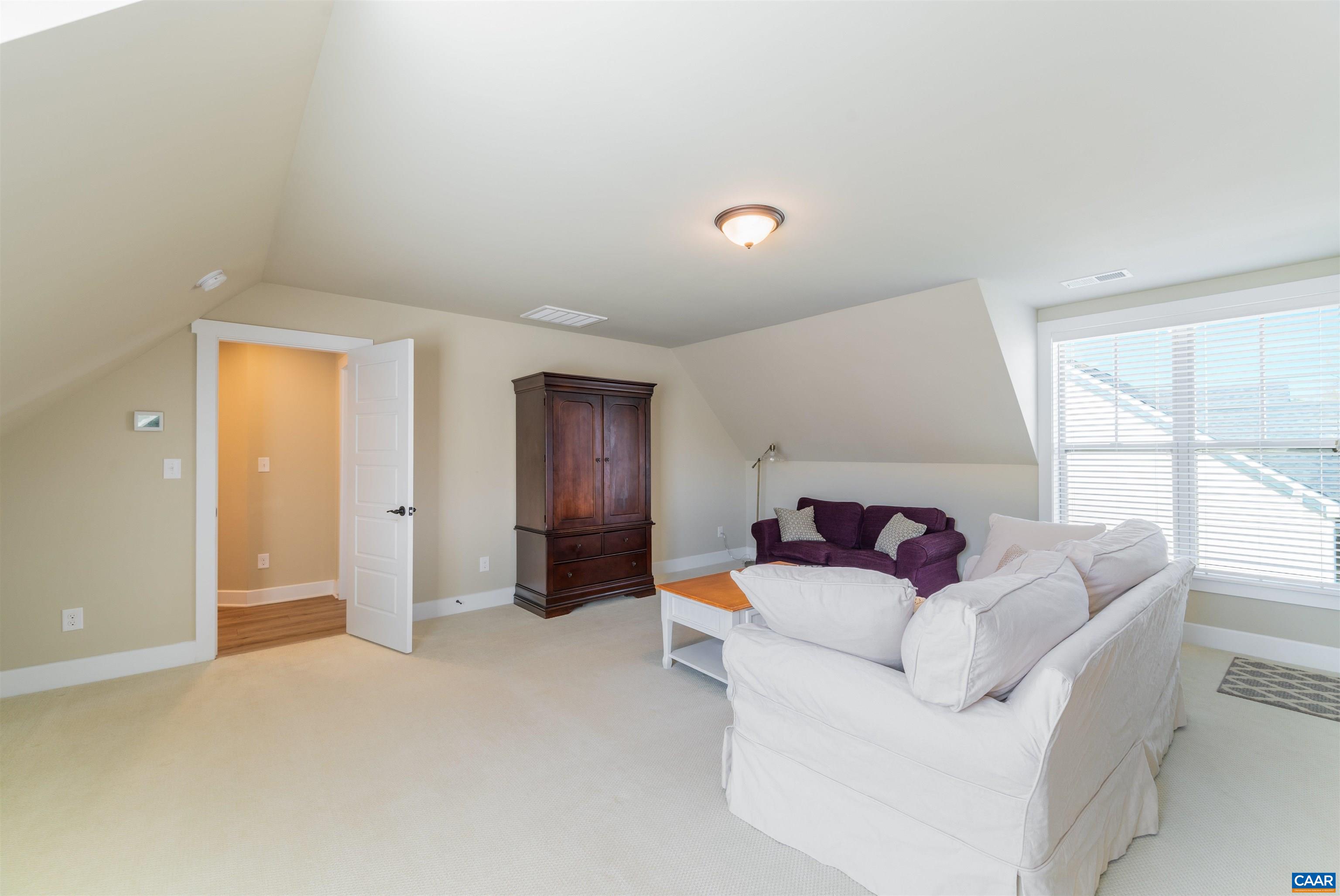 1705 HYLAND CREEK CIR