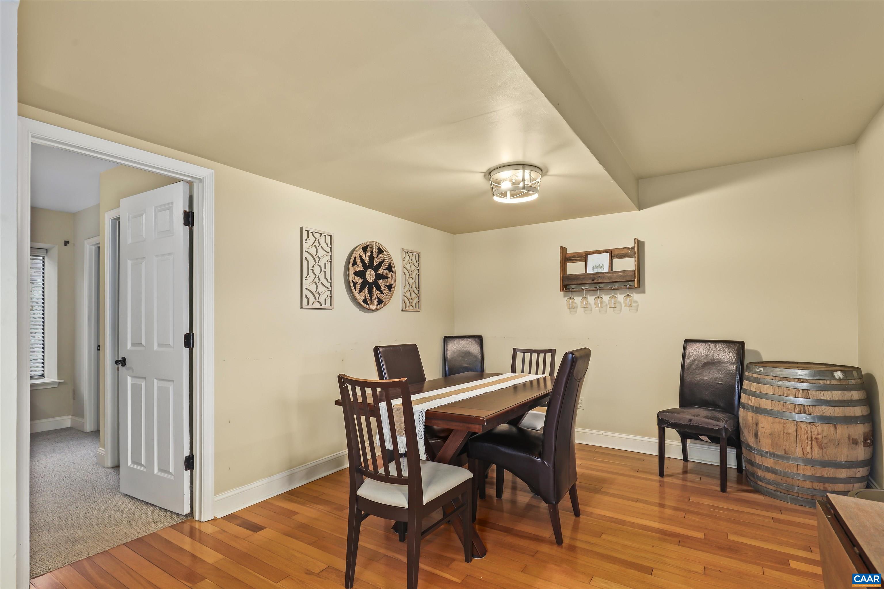 1692 ROYAL OAK CT