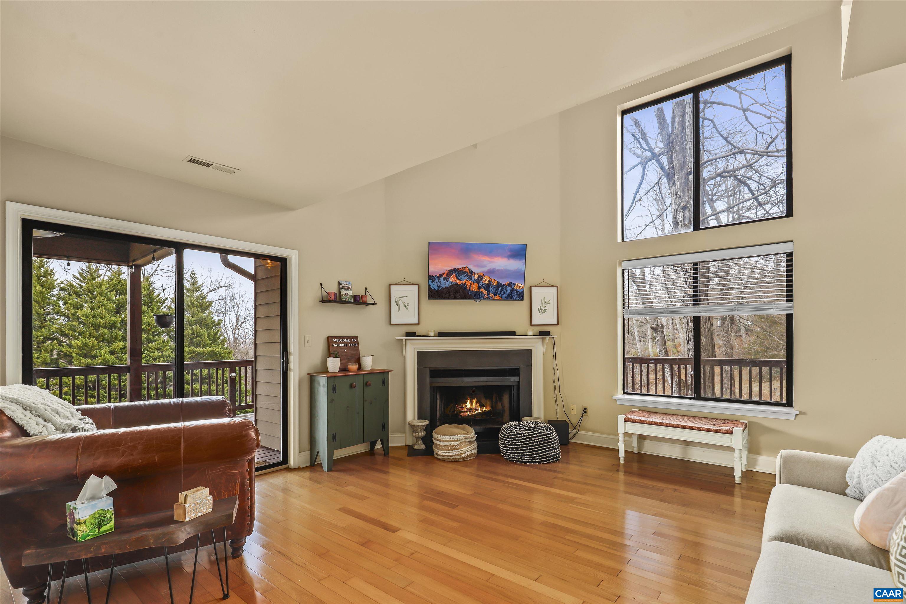 1692 ROYAL OAK CT