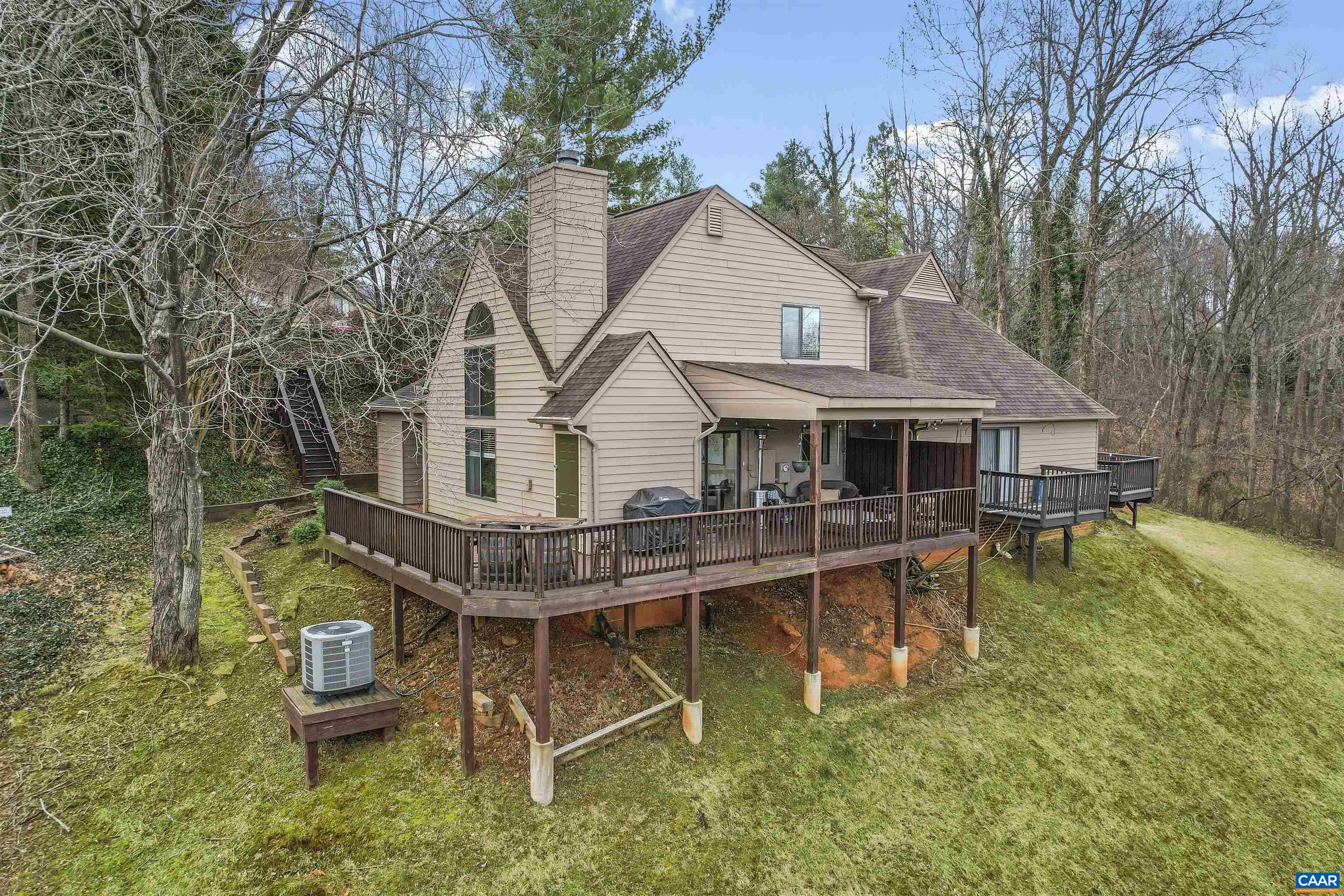 1692 ROYAL OAK CT