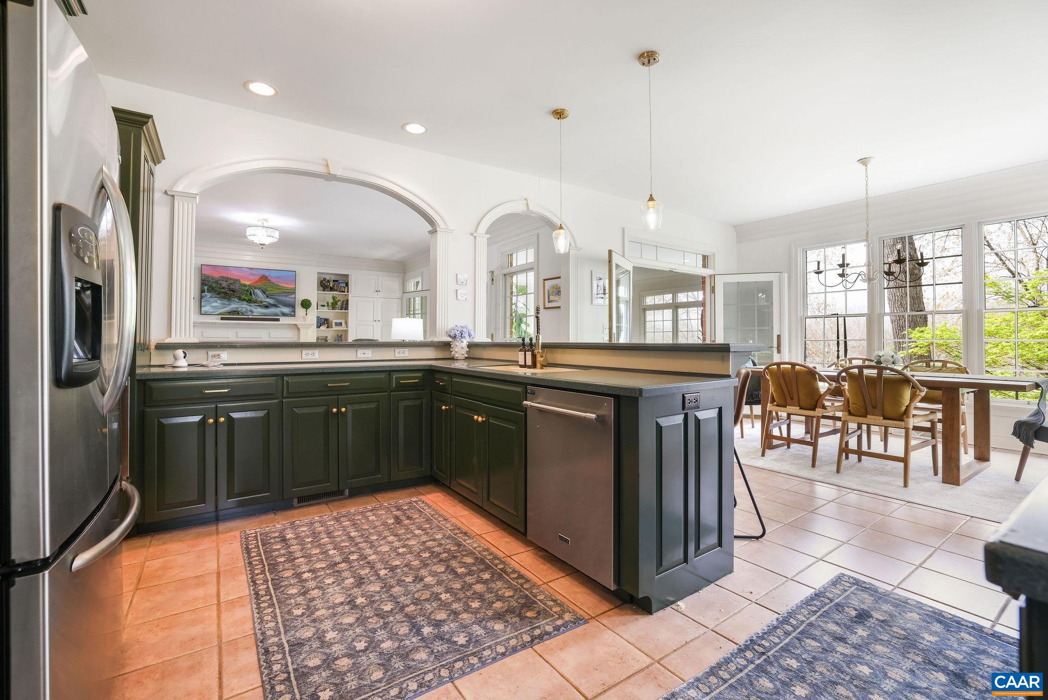 3280 HEATHCOTE LN
