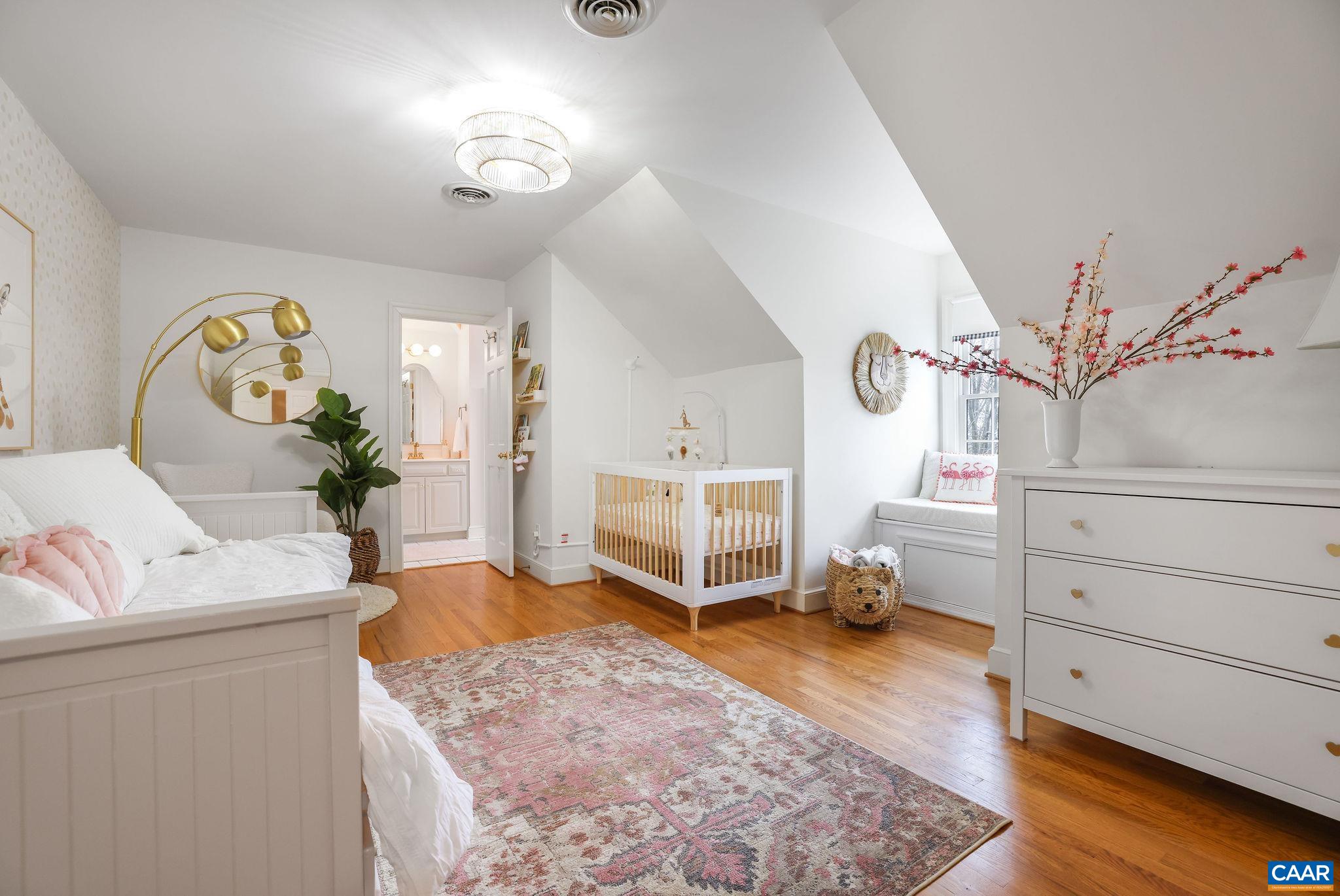 3280 HEATHCOTE LN