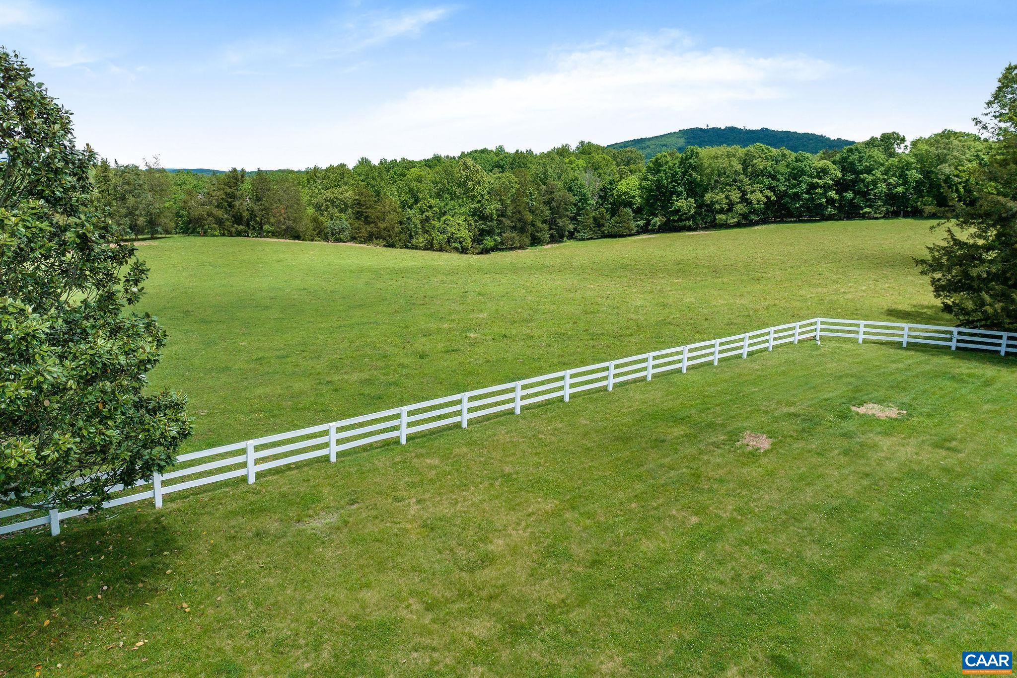 5229 ADVANCE MILLS RD