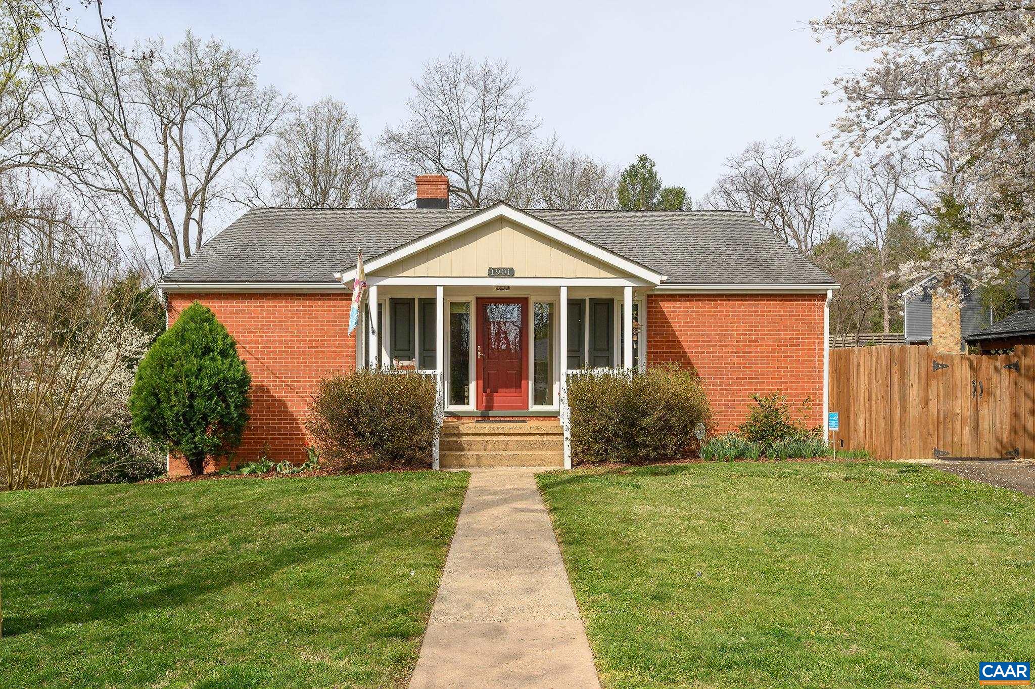 1901 SWANSON DR