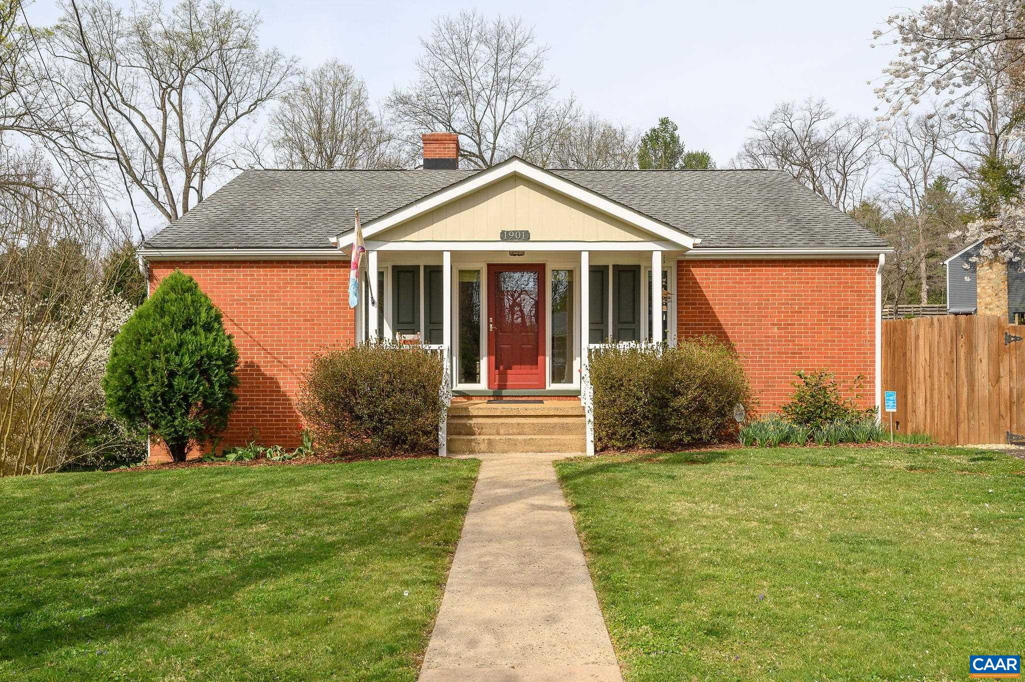 1901 SWANSON DR