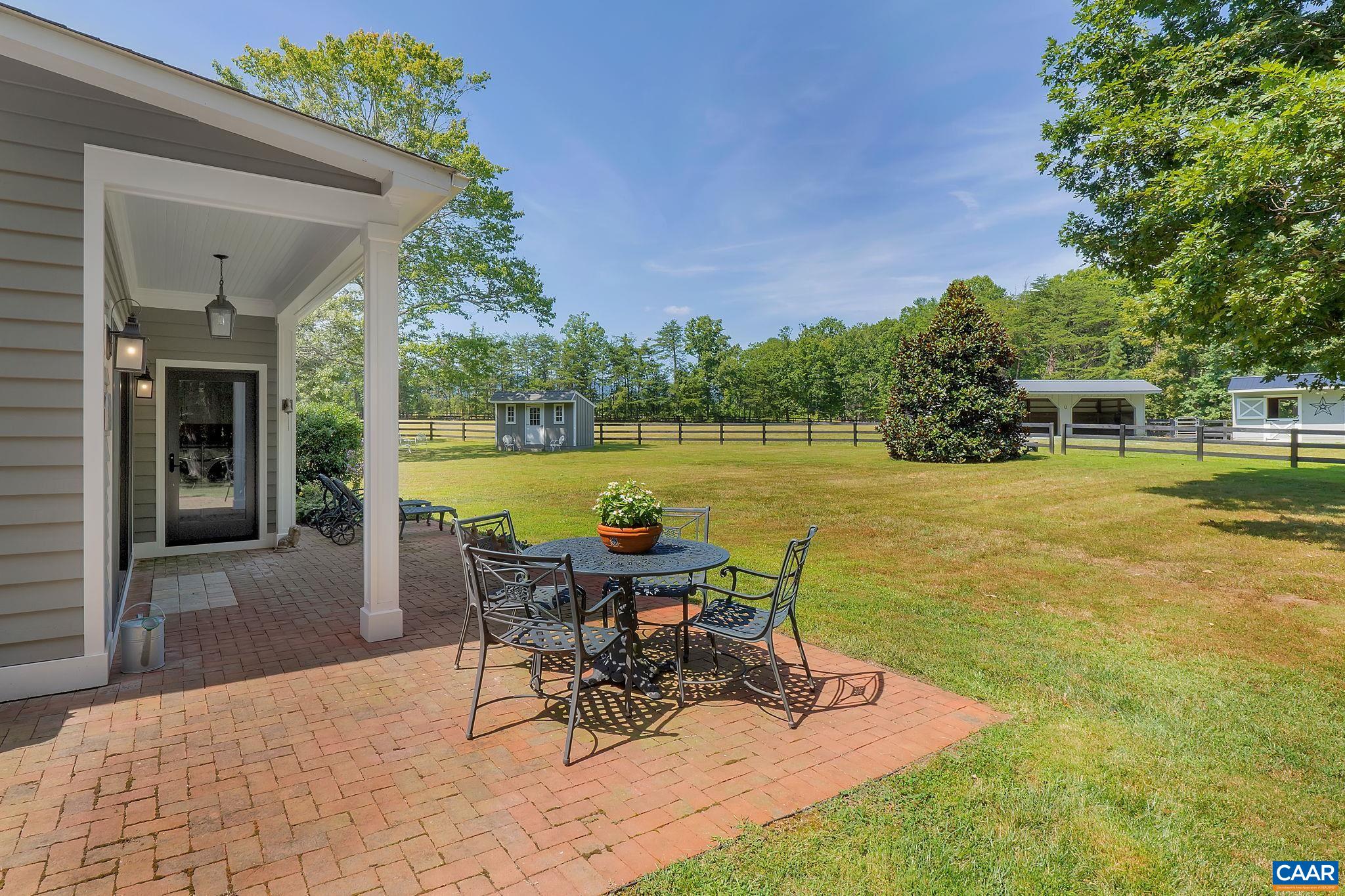 2098 HARRINGTON RD