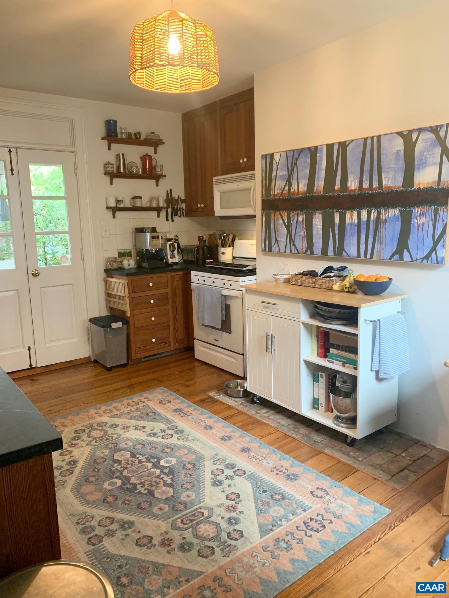 521 N 1ST ST Unit: 1/2