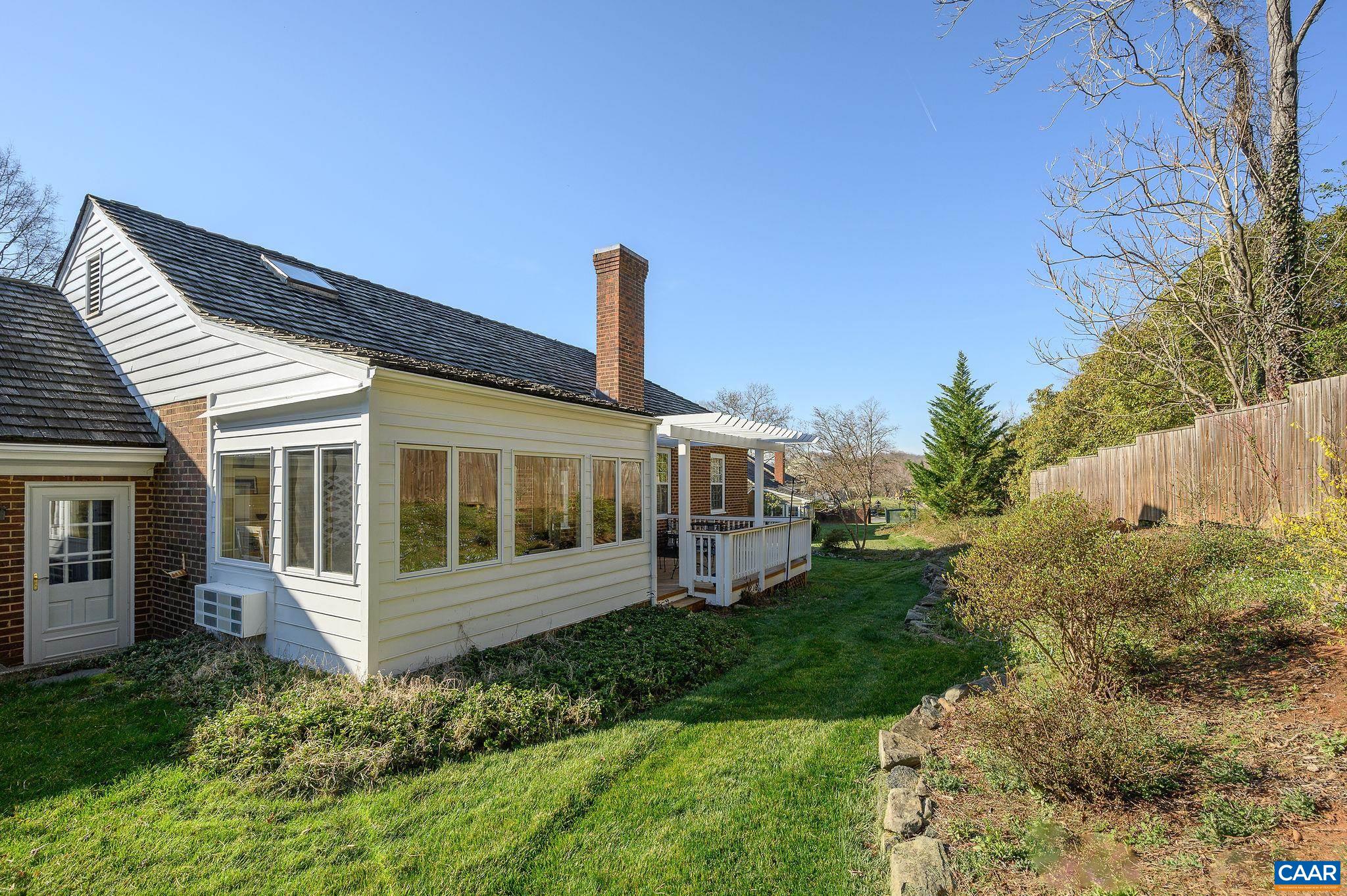 4 EDNAM VILLAGE ST