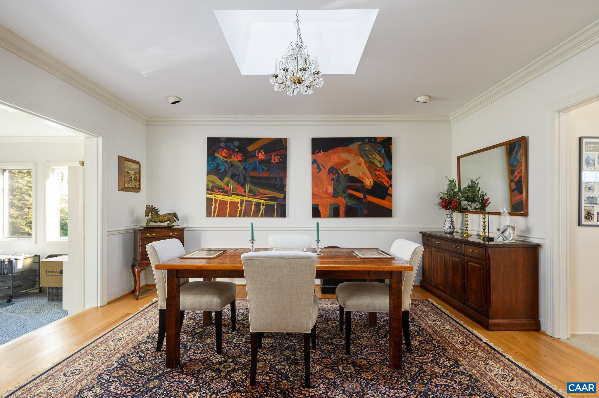 4 EDNAM VILLAGE ST