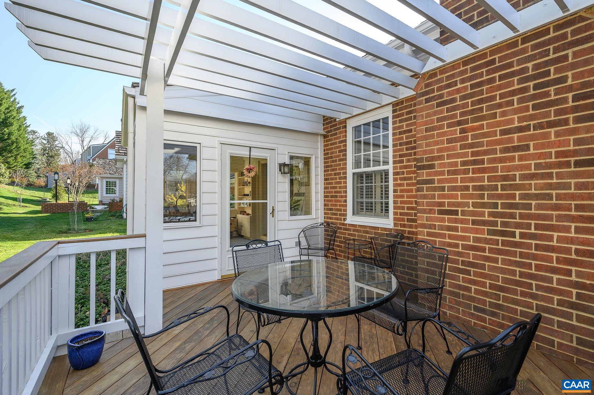 4 EDNAM VILLAGE ST