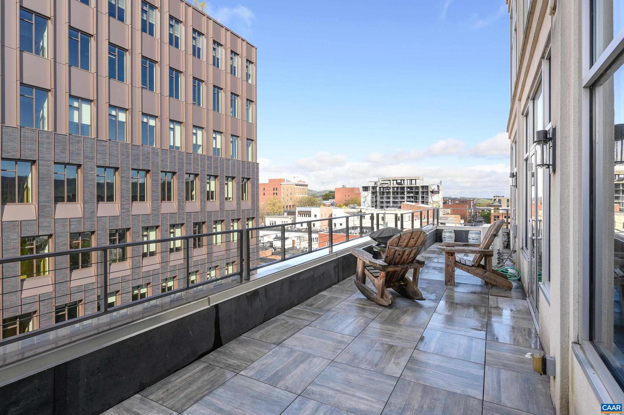 218 W WATER ST 601