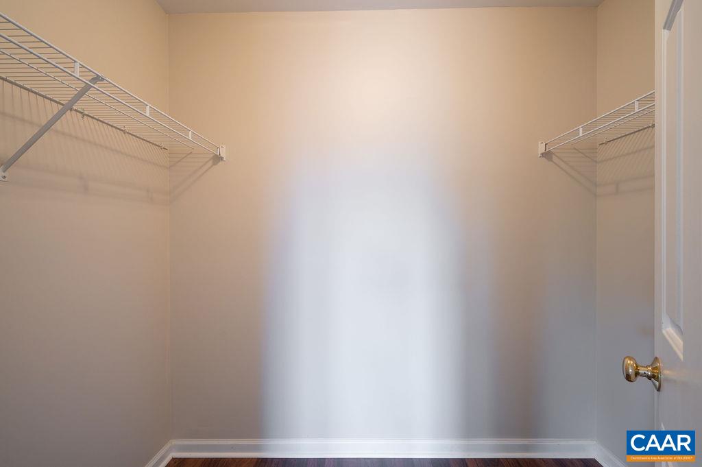 104 MELBOURNE PRK Unit: C