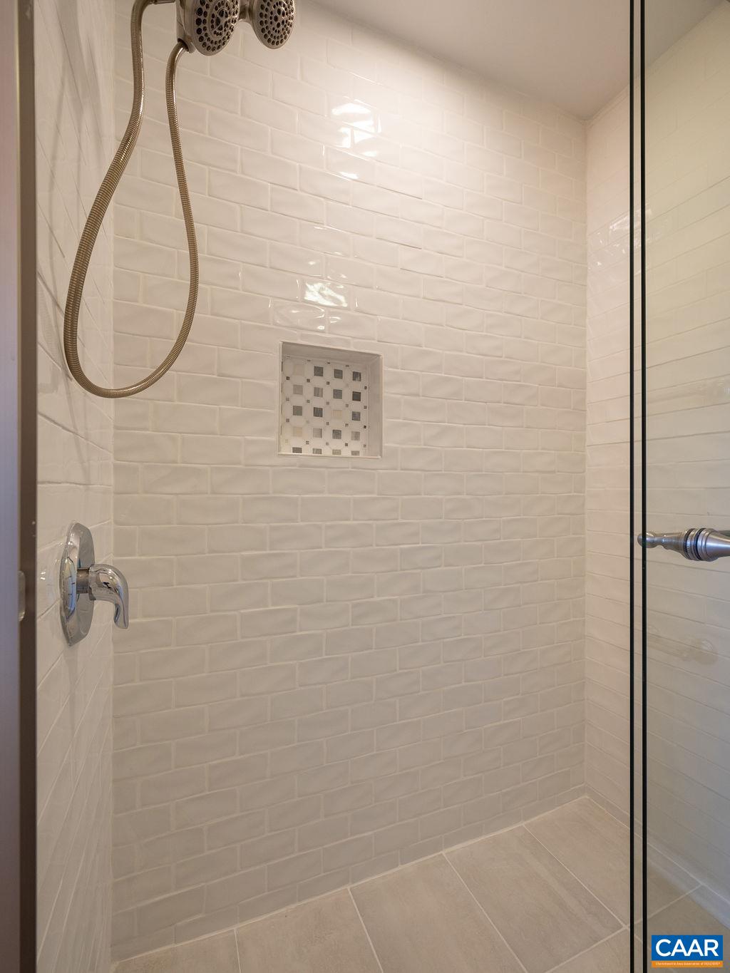 104 MELBOURNE PRK Unit: C