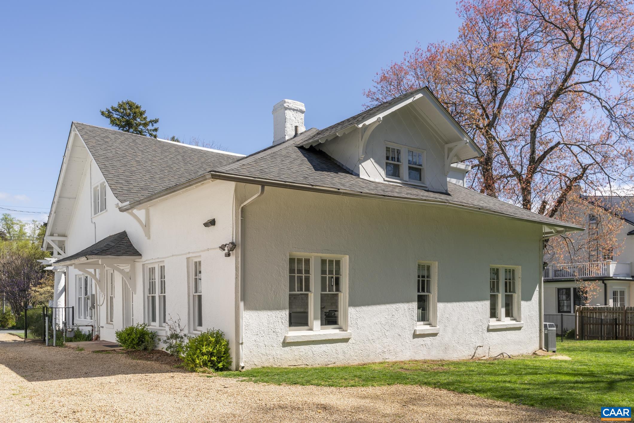1946 Lewis Mountain Rd