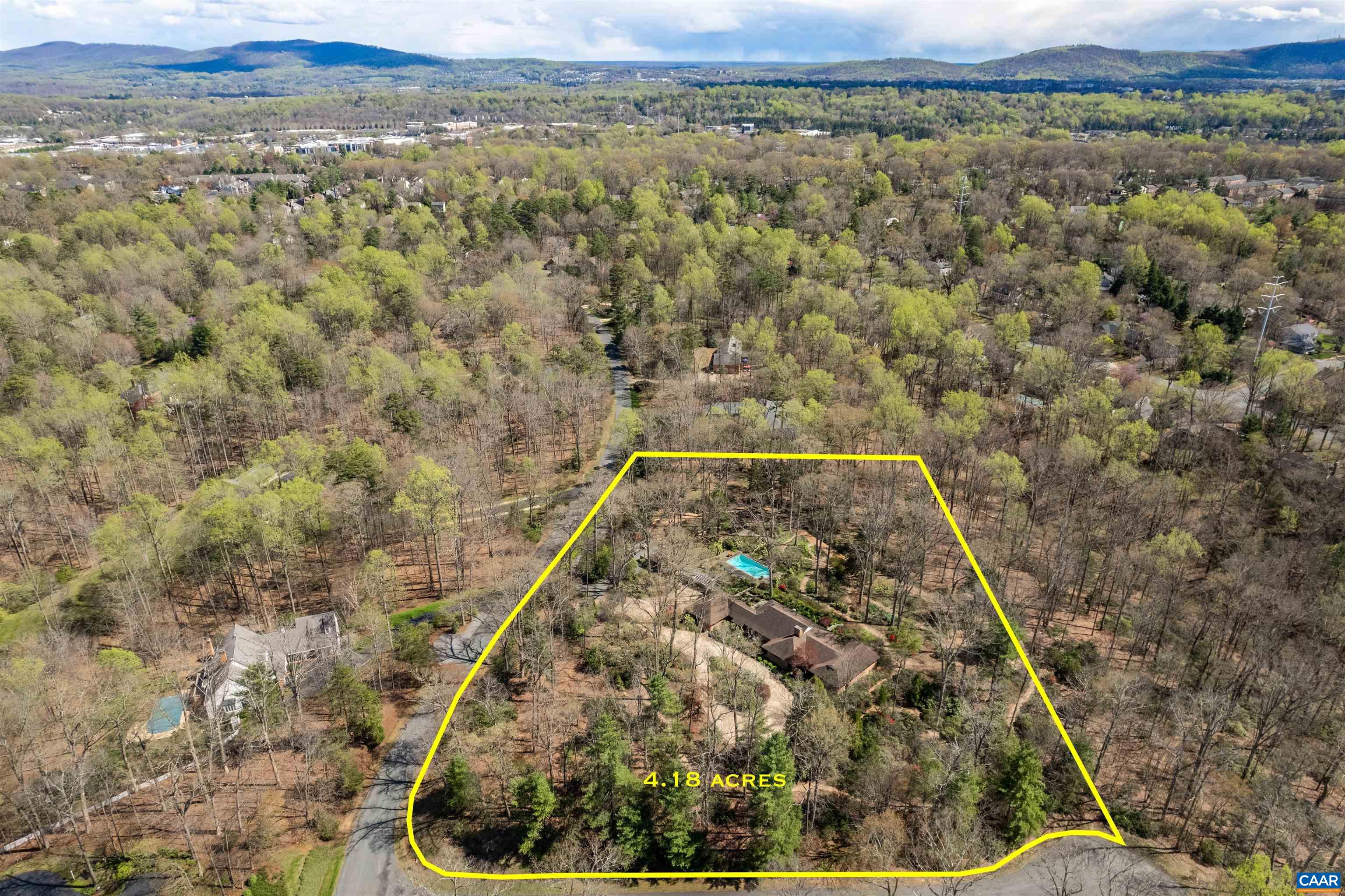 275 W TERRELL RD