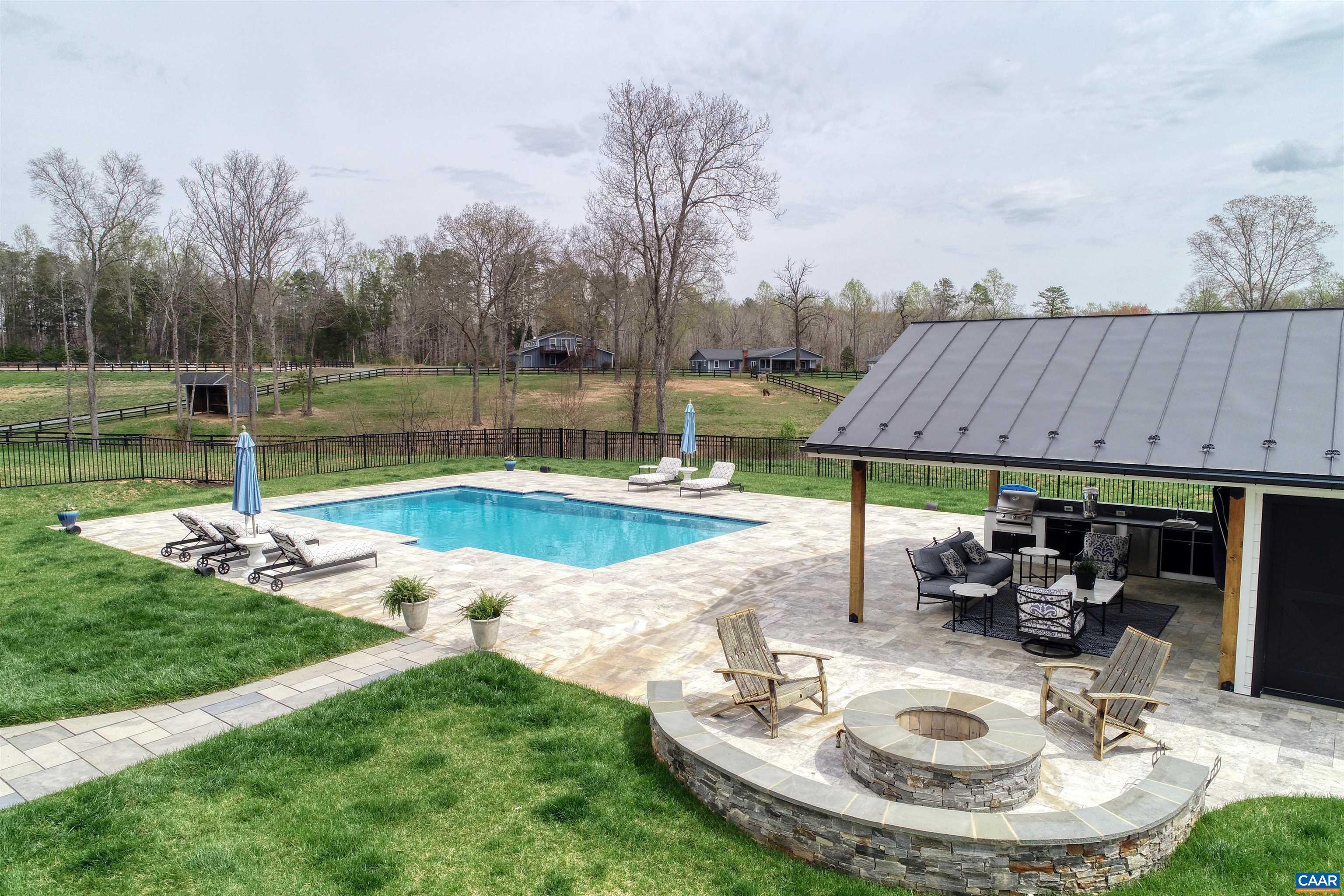 4680 LONGHORN DR