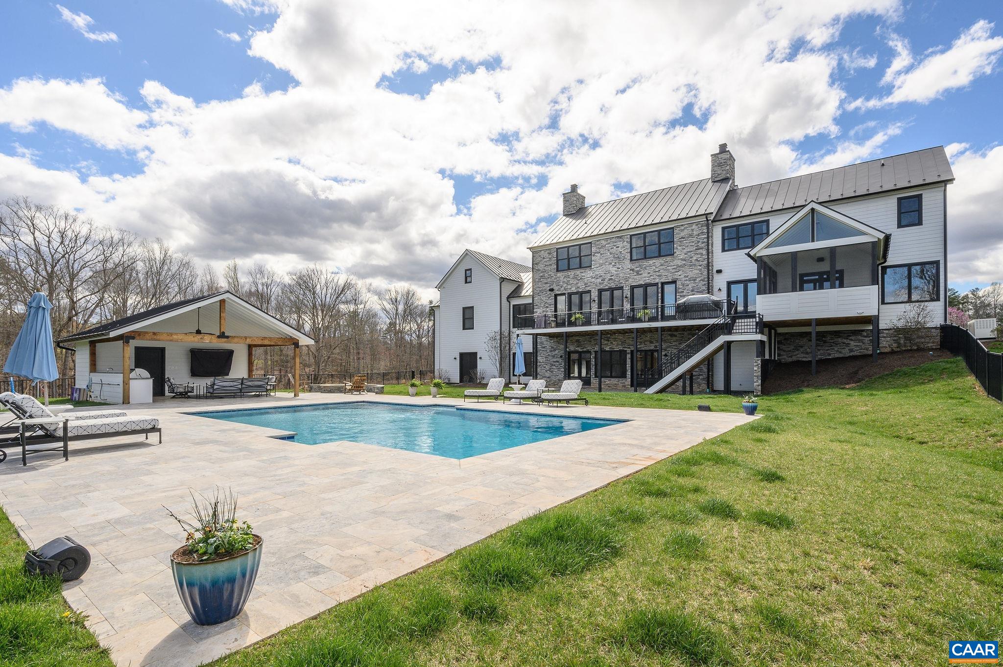 4680 LONGHORN DR