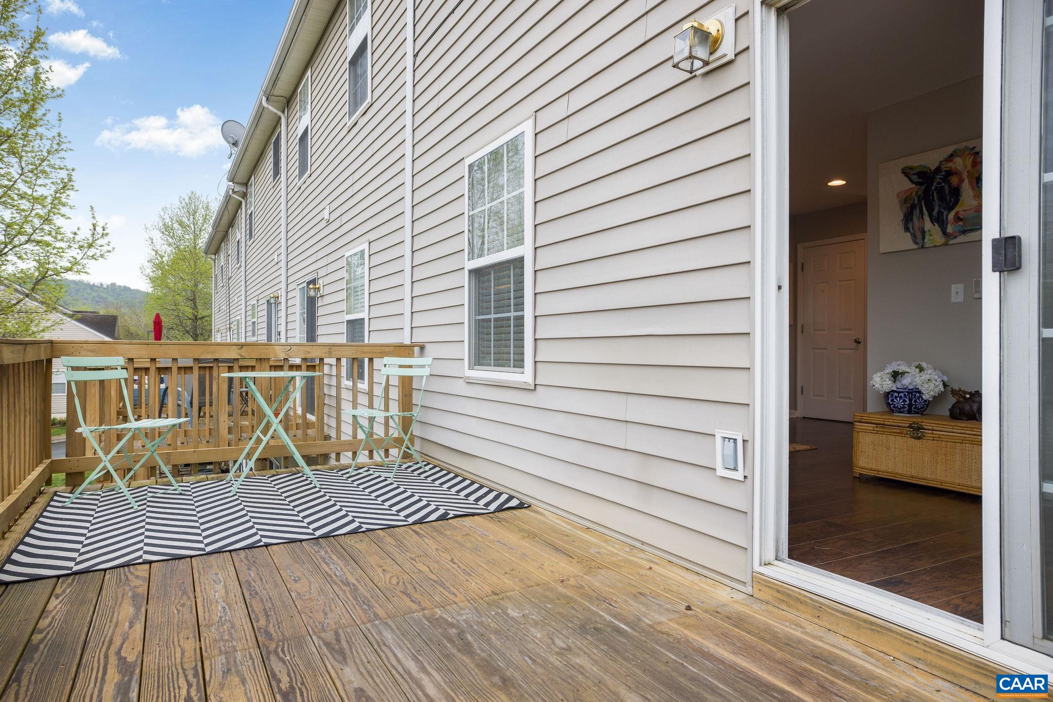 108 WATERBURY CT