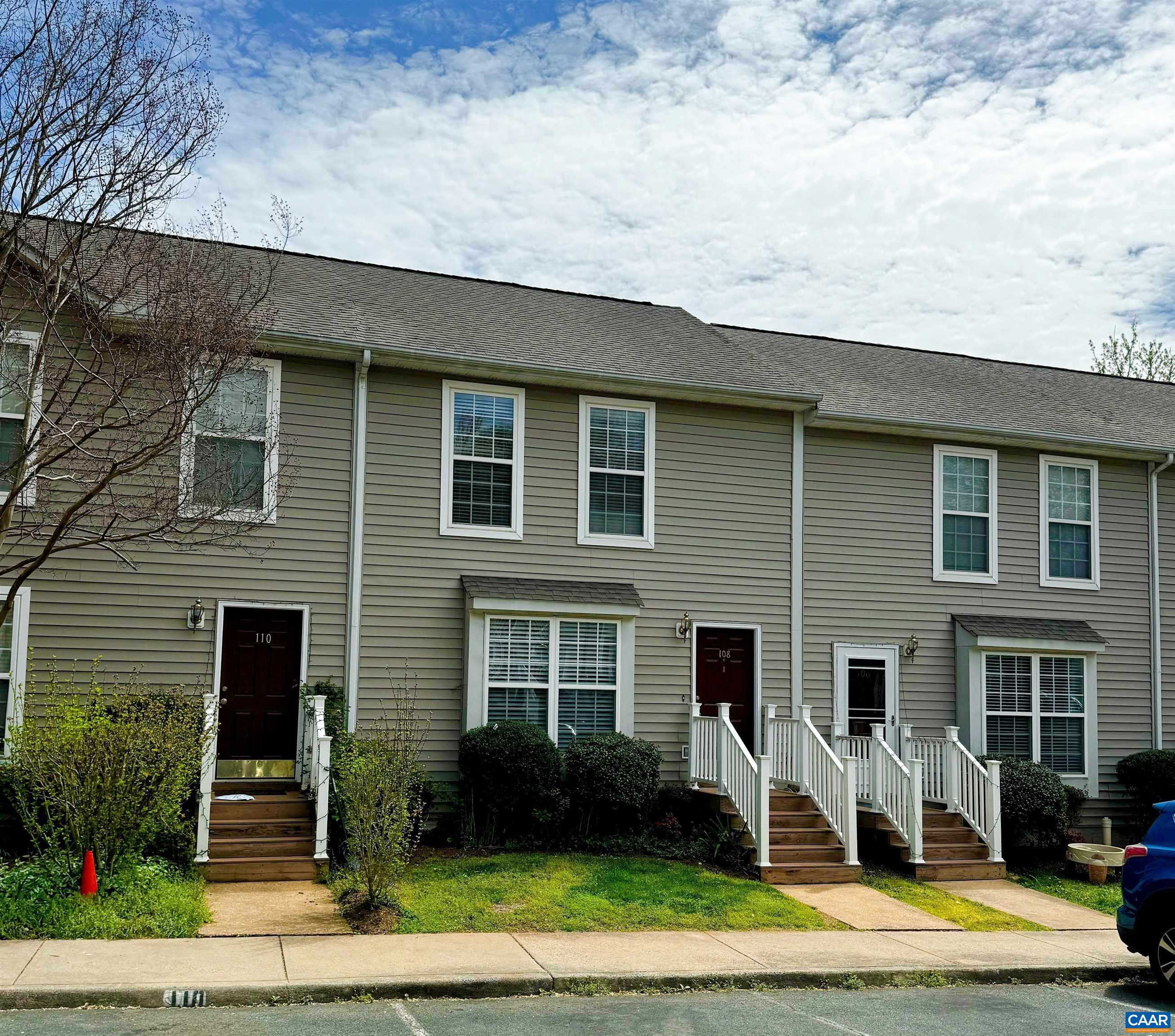 108 WATERBURY CT
