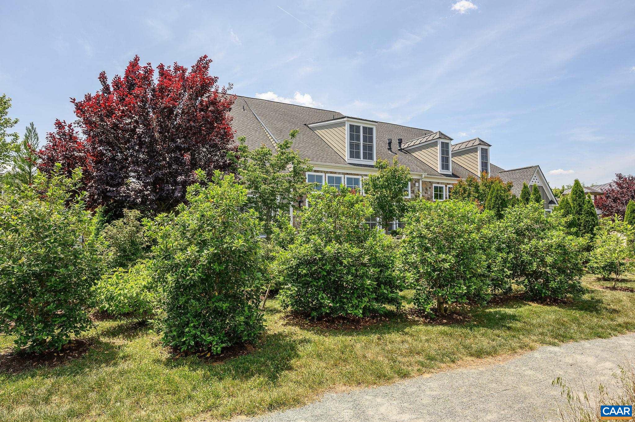 407 HAZEL GROVE LN