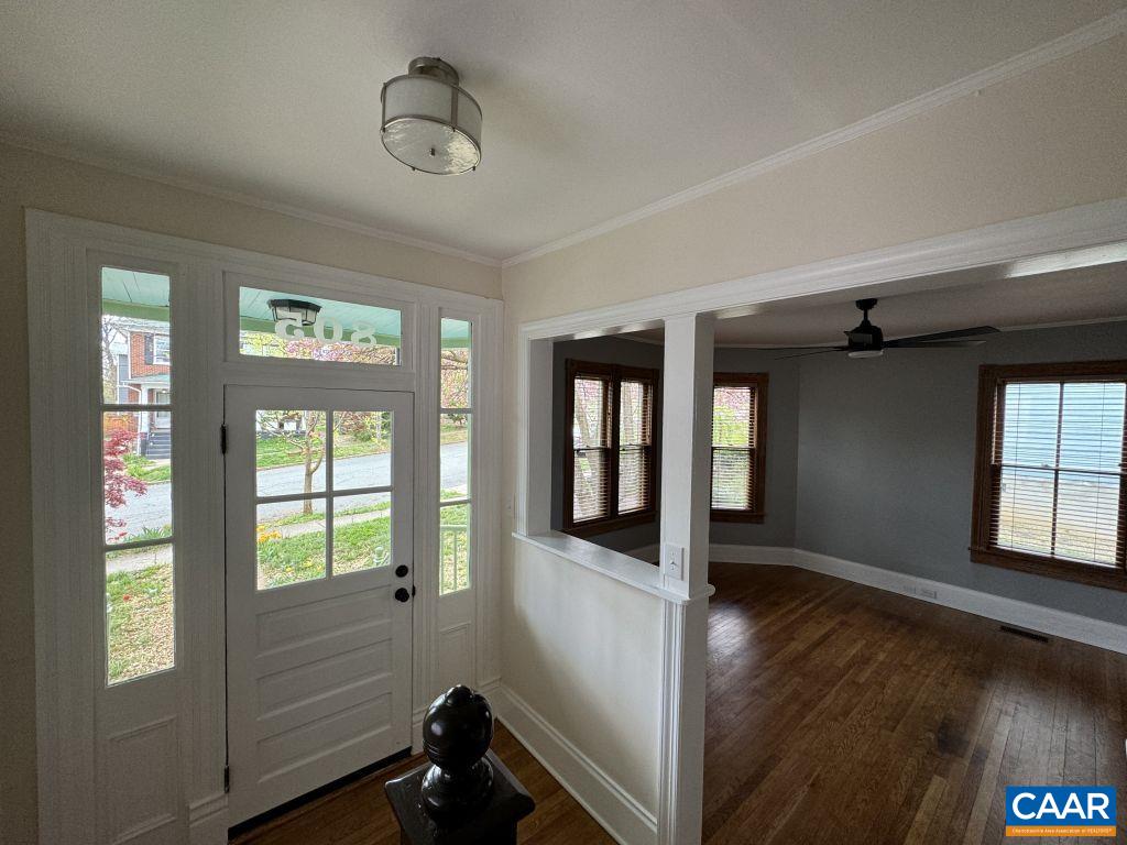 805 BELMONT AVE