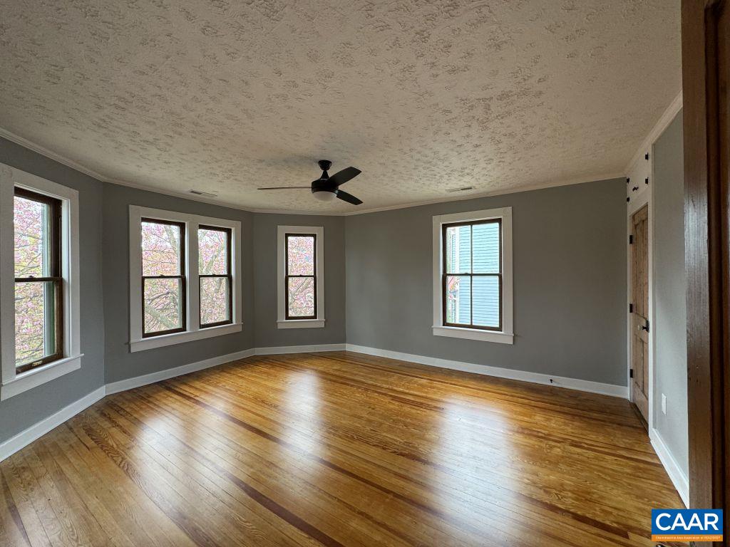 805 BELMONT AVE