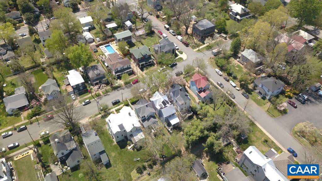 805 BELMONT AVE