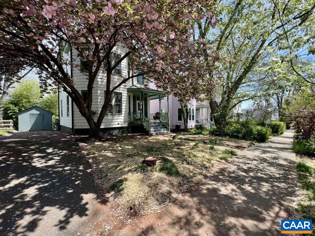 805 BELMONT AVE
