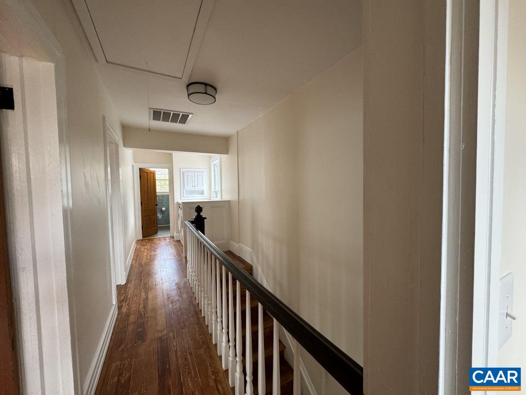 805 BELMONT AVE