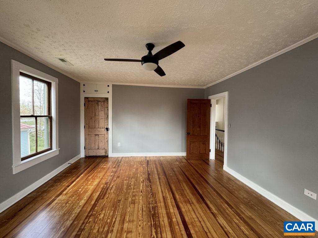 805 BELMONT AVE