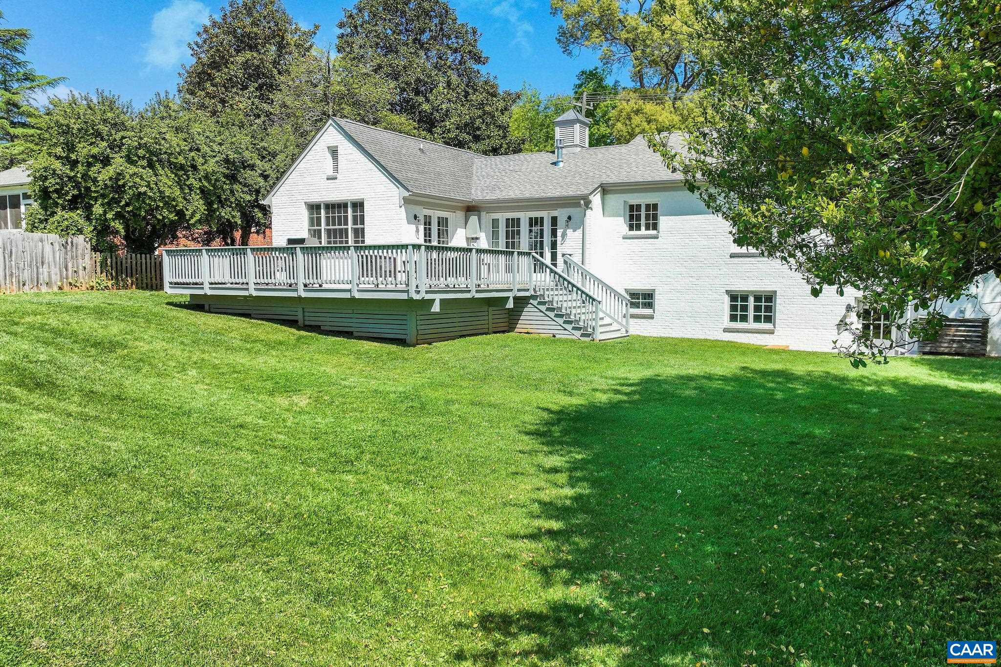 1504 RUGBY AVE