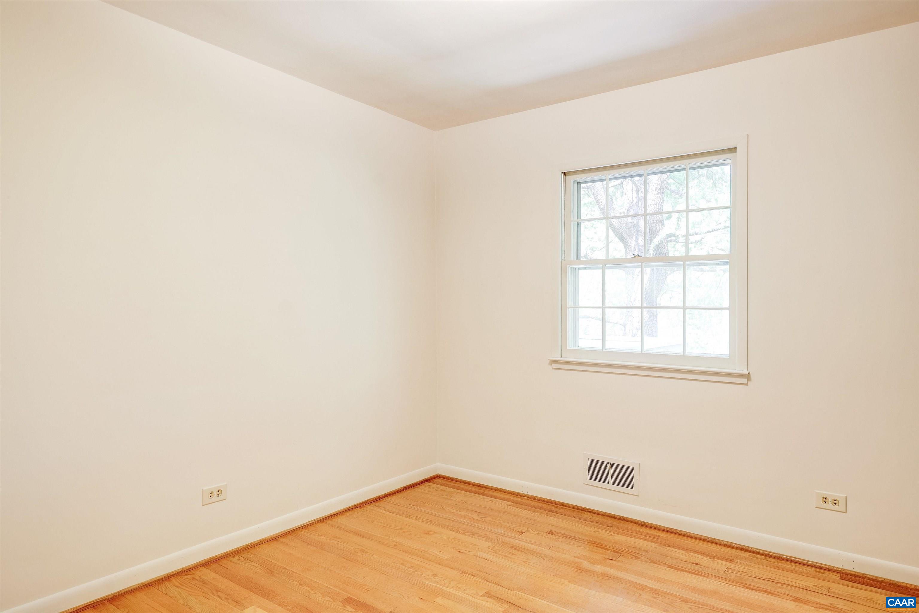 2805 NORTHFIELD RD