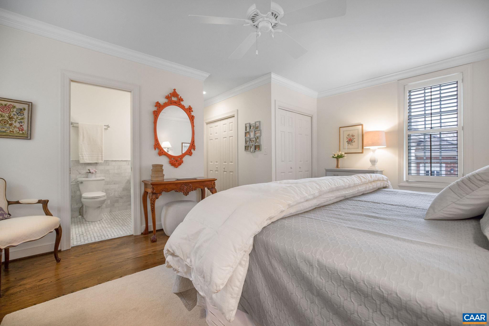 12 Ednam Village St
